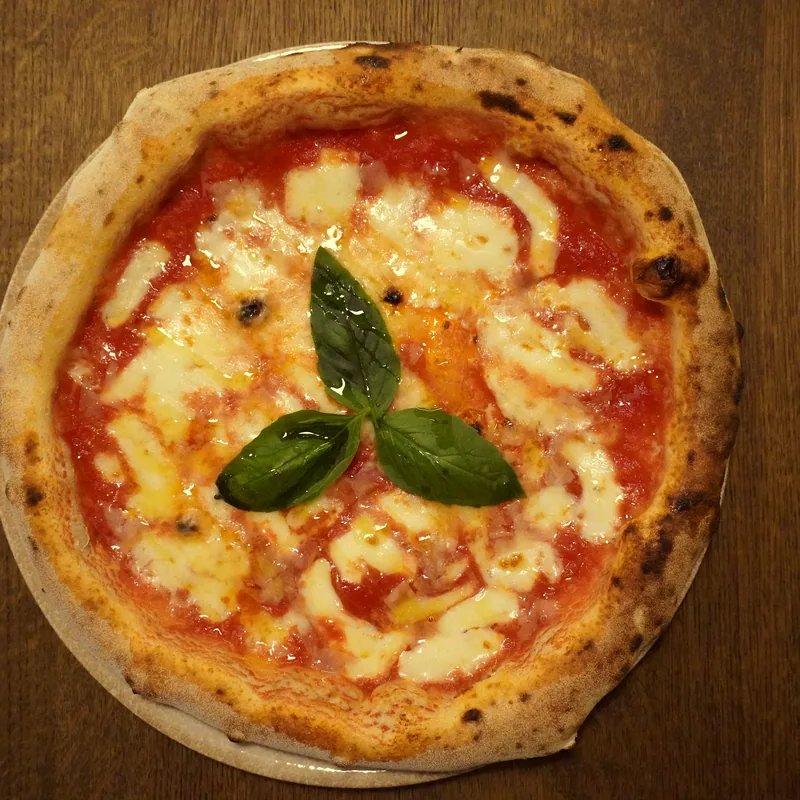 Margherita pica no augšas
