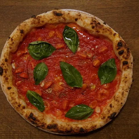 Marinara 2.0 vegānu pica bez siera
